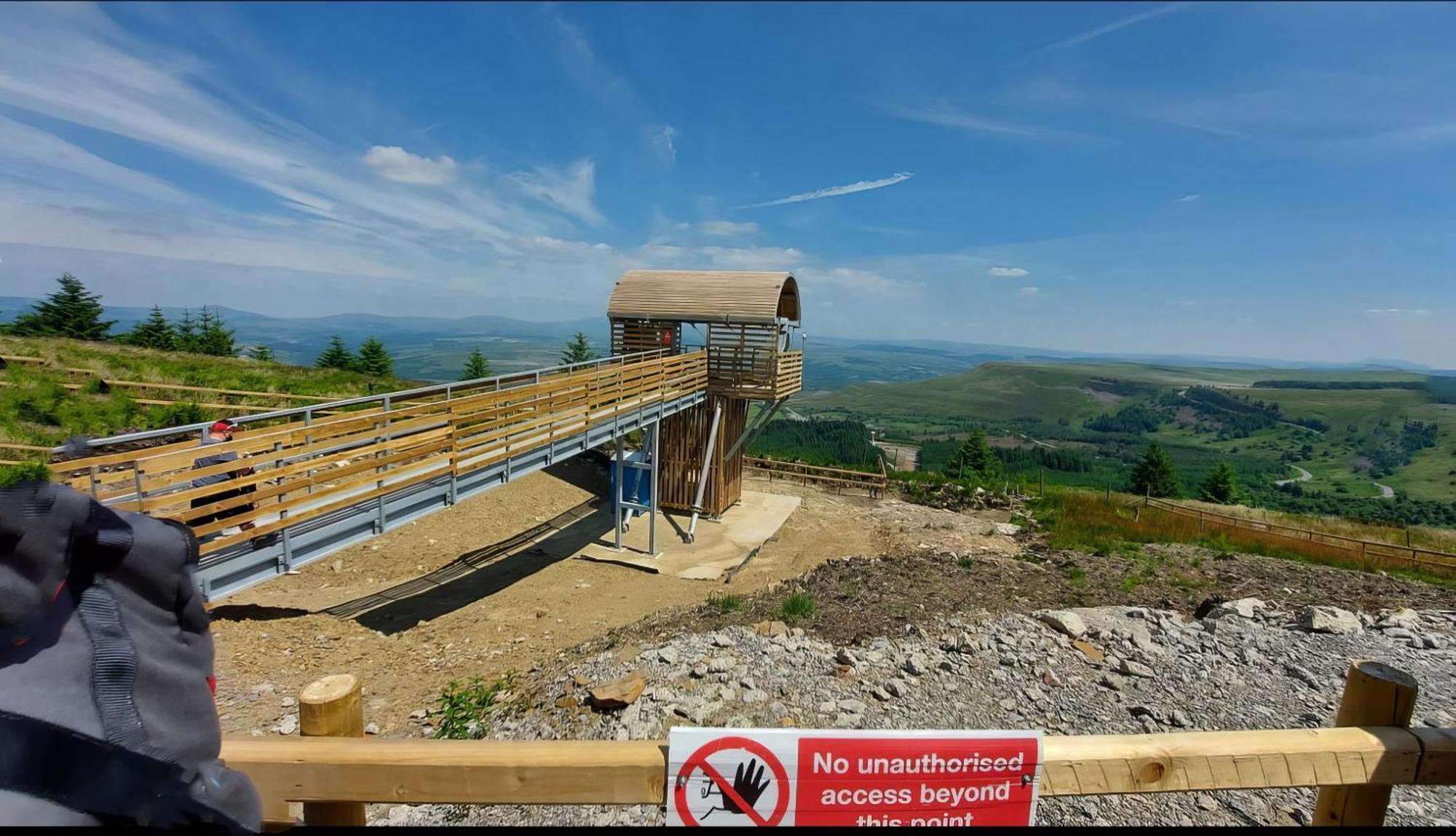 The View Spacious Apartment In Afan Forest Bike Park By Staystaycations Port Talbot Bagian luar foto
