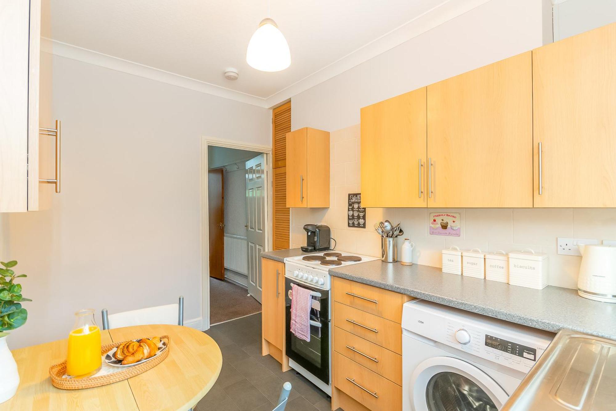 The View Spacious Apartment In Afan Forest Bike Park By Staystaycations Port Talbot Bagian luar foto