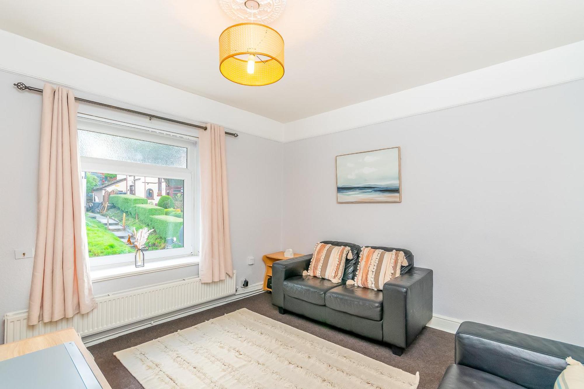 The View Spacious Apartment In Afan Forest Bike Park By Staystaycations Port Talbot Bagian luar foto